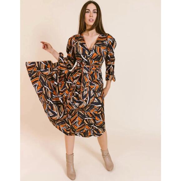 LaRoque Davis Printed Midi Flowy Dress Size XS - Picture 1 of 10